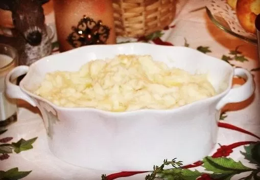 Low Sodium Roasted Garlic Mashed Potatoes